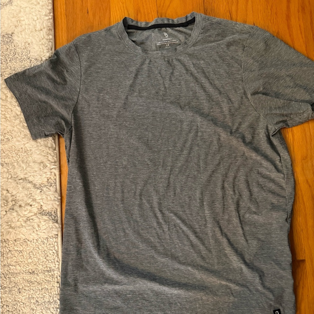 RHONE Men's Short Sleeve Crew Tee - Heather Charcoal Gray